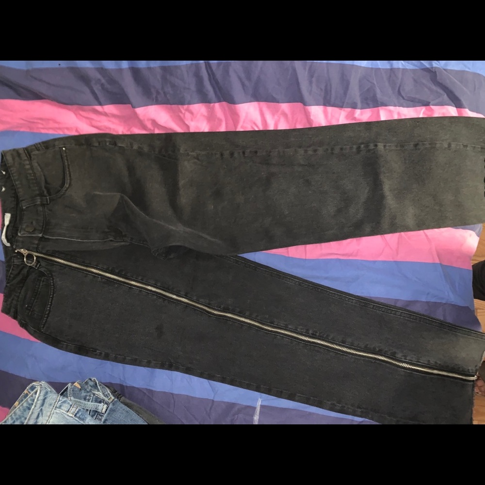 jeans